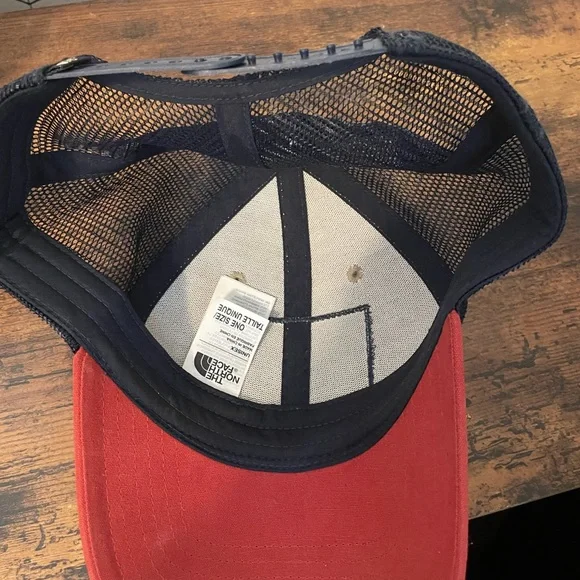 The North Face Red and Beige Trucker Cap - Picture 2 of 2